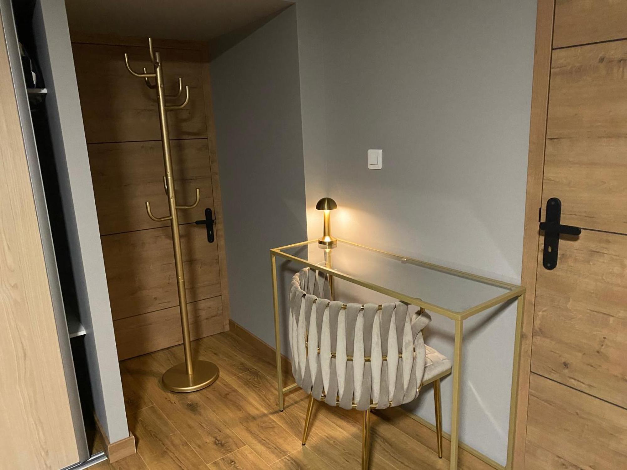 オータン Chez Marie Et Angel Bed & Breakfast エクステリア 写真